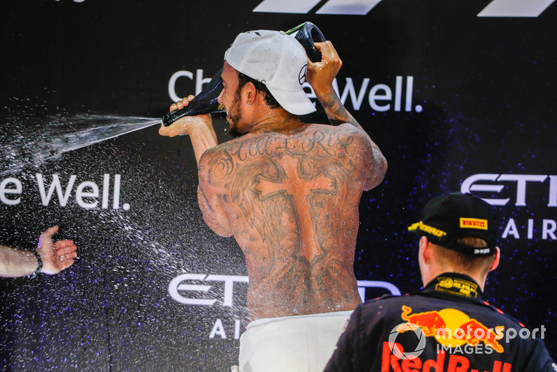 Winnaar: Lewis Hamilton, Mercedes AMG F1 W09 EQ Power+