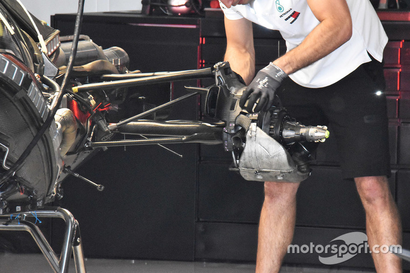 Detalle de la suspensión trasera del Mercedes-AMG F1 W09