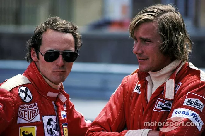 Rush: Este filme tem todo o glamour de Hollywood (estrelado por Chris Hemsworth e Daniel Bruhl como Hunt e Lauda, respectivamente), mas isso não tira o espírito de corrida.