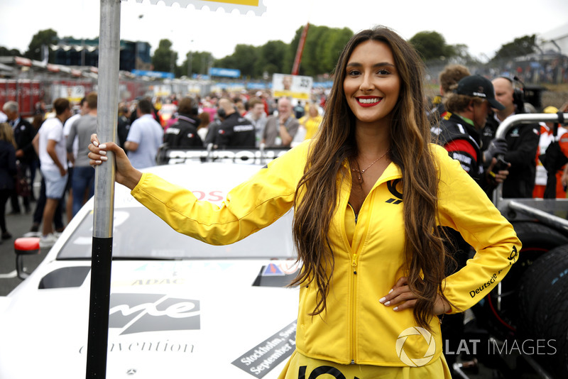 Chica de la parrilla de Paul Di Resta, Mercedes-AMG Team HWA