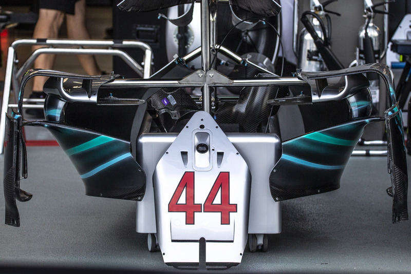 Vue détaillée du nez de la Mercedes AMG F1 W09 de Lewis Hamilton