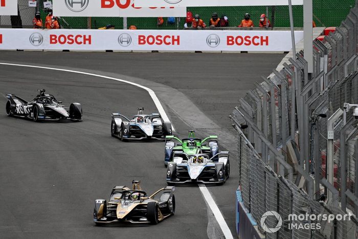 Antonio Felix da Costa, DS Techeetah, DS E-Tense FE21, Stoffel Vandoorne, Mercedes-Benz EQ, EQ Silver Arrow 02, Nick Cassidy, Envision Racing, Audi e-tron FE07, Nyck de Vries, Mercedes-Benz EQ, EQ Silver Arrow 02, Lucas Di Grassi