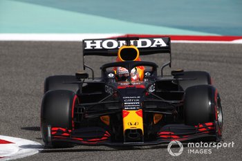 Verstappen a leggyorsabb Norris előtt a második szabadedzésen, Räikkönen megtörte az Alfát!