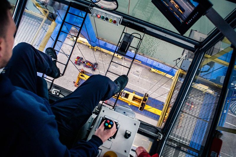 Max Verstappen y Alexander Albon, Red Bull Racing