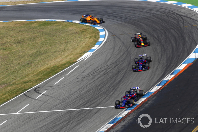 Brendon Hartley, Toro Rosso STR13, Pierre Gasly, Toro Rosso STR13, Daniel Ricciardo, Red Bull Racing RB14, Stoffel Vandoorne, McLaren MCL33