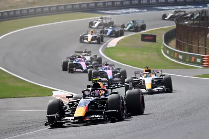 Arvid Lindblad, Racing Bulls, Liam Lawson, Red Bull Racing