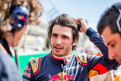 Карлос Сайнс-молодший, Scuderia Toro Rosso
