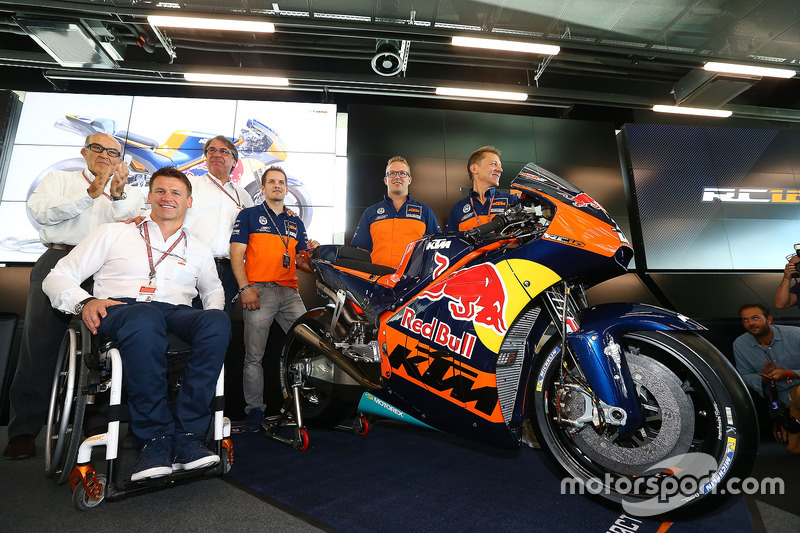 Presentazione della KTM 2017 MotoGP