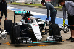 Тест-пілот Mercedes AMG F1 W07 Hybrid Естебан Окон