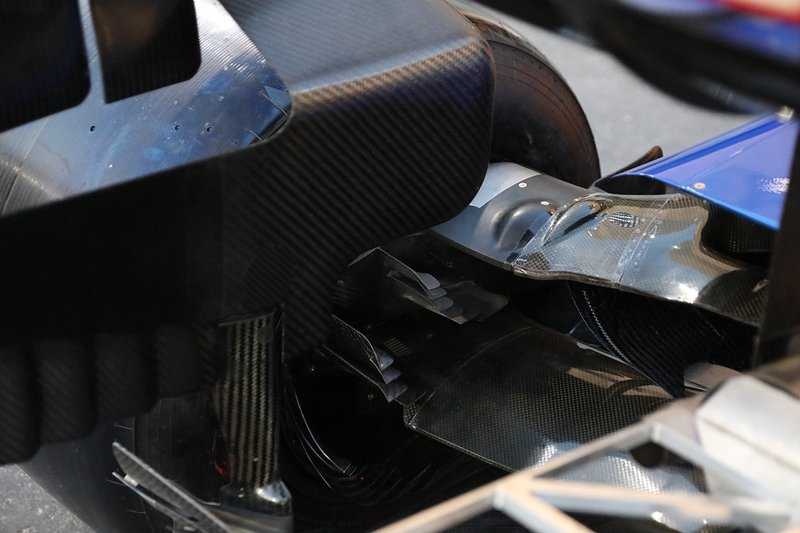 McLaren MCL34 technical detail