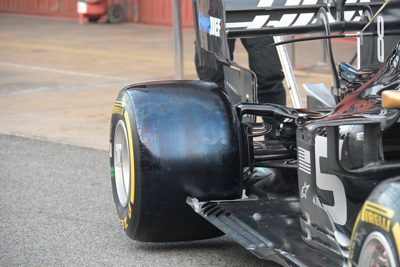 Haas F1 Team VF-19, részlet
