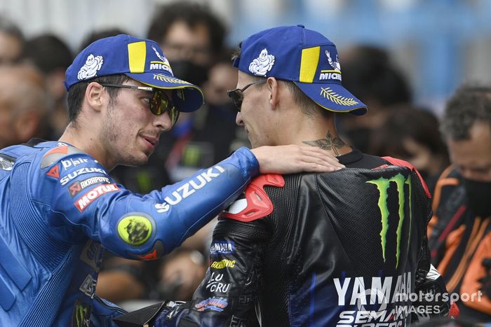 Ganador Fabio Quartararo, Yamaha Factory Racing, tercer lugar Joan Mir, Team Suzuki MotoGP