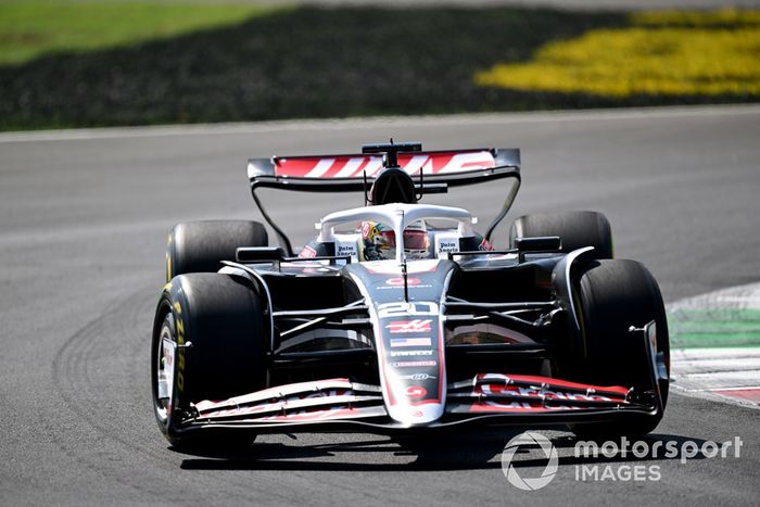 Kevin Magnussen, Haas VF-24