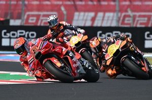 Enea Bastianini, Red Bull KTM Tech 3, Marc Marquez, Ducati Team