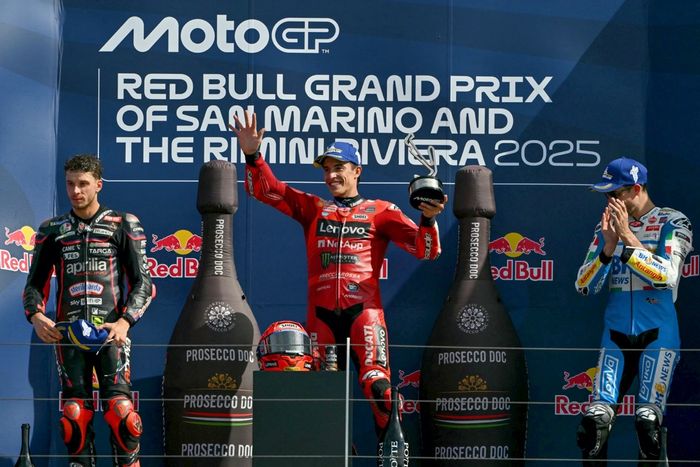 Marco Bezzecchi, Aprilia Racing, Alex Marquez, Gresini Racing, Marc Marquez, Ducati Team