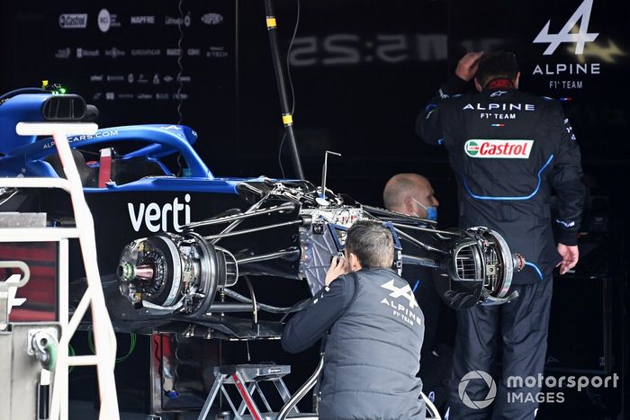 Mecánicos de Alpine F1