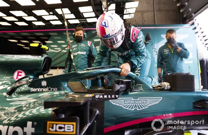 Sebastian Vettel, Aston Martin