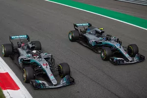 Valtteri Bottas, Mercedes AMG F1, Lewis Hamilton, Mercedes AMG F1