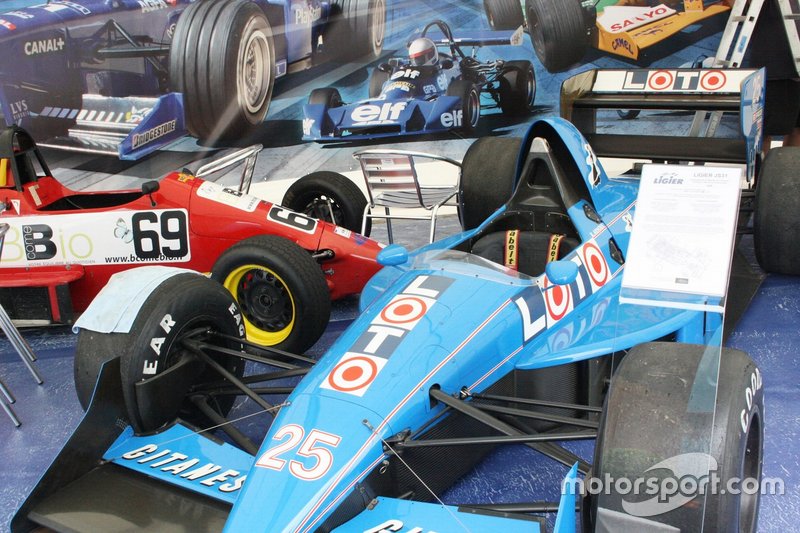 Ligier JS31