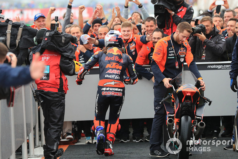 Race winner Can Oncu, Red Bull KTM Ajo 