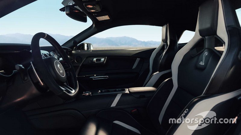 Ford Shelby GT500 2020 року