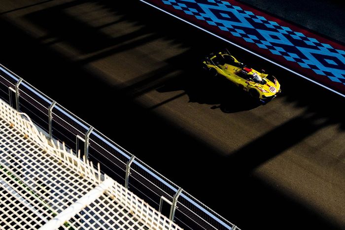 #83 AF Corse Ferrari 499P: Robert Kubica, Robert Shwartzman, Yifei Ye