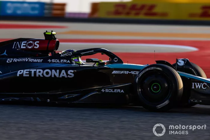 Lewis Hamilton, Mercedes F1 W15