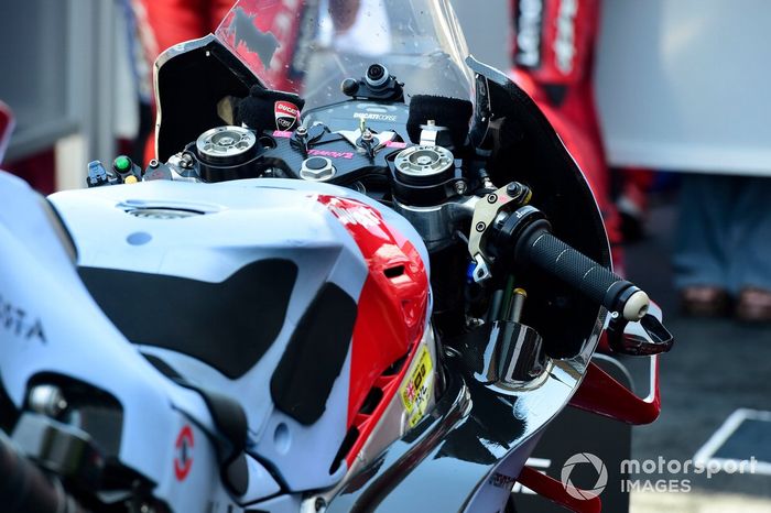 Detalle de la moto Ducati