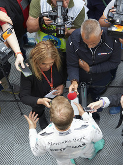 Nico Rosberg, Mercedes AMG F1 met de media