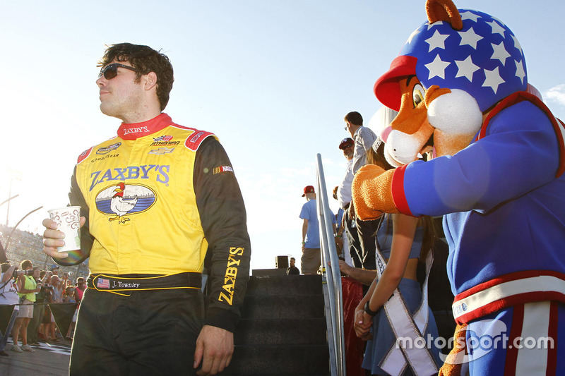 NASCAR Truck – бійка двох гонщиків