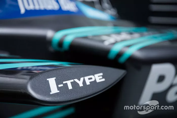 Jaguar I-type 2017