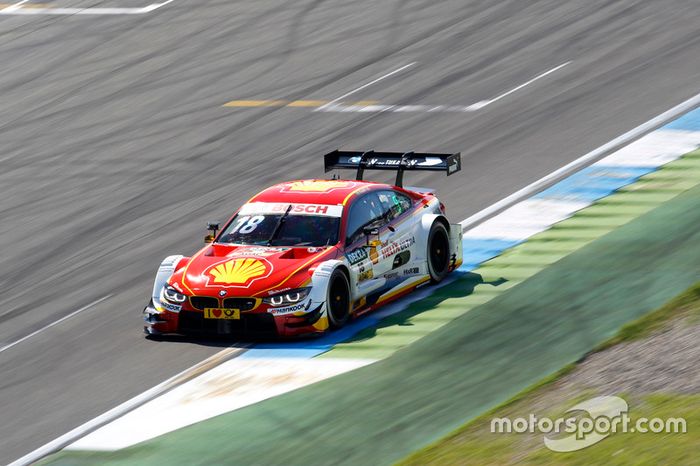 Augusto Farfus não teve um fim de semana feliz. Foi apenas o 21° no sábado e foi atingido por Miguel Molina no domingo