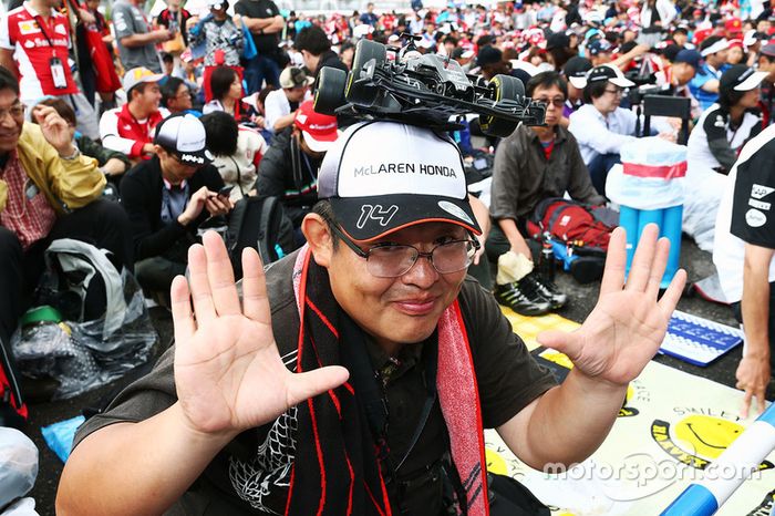 Os fãs da McLaren mostraram que não tiram a equipe da cabeça.