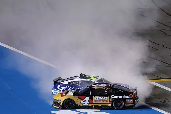 Noah Gragson, Front Row Motorsports Ford, Casey Mears, Garage 66 Ford