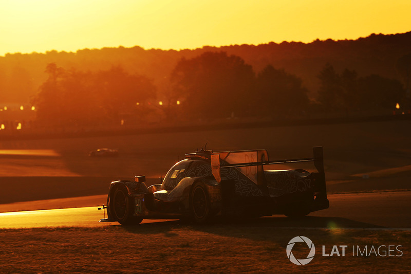 #38 DC Racing Oreca 07 Gibson: Ho-Pin Tung, Oliver Jarvis, Thomas Laurent