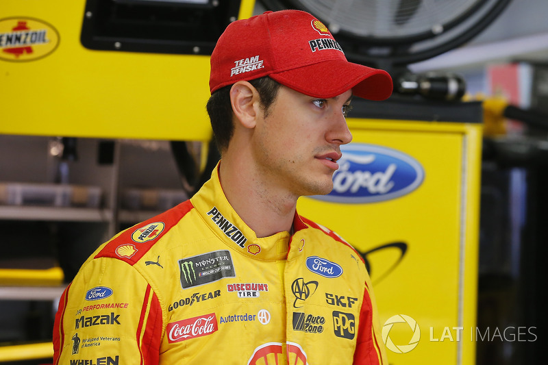 Joey Logano, Team Penske Ford bei Loudon NASCAR Cup Fotos