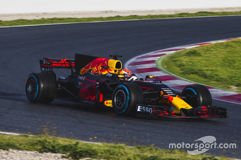 #9: Red Bull Racing RB13