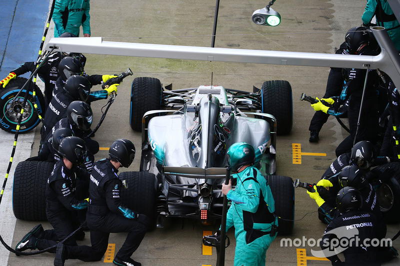 Льюіс Хемілтон, Mercedes AMG F1 W08 Hybrid
