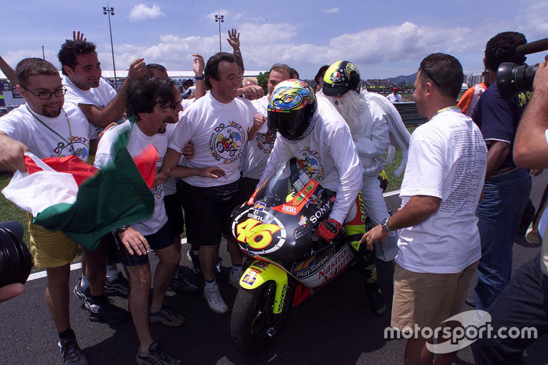 Race winner Valentino Rossi, Aprilia