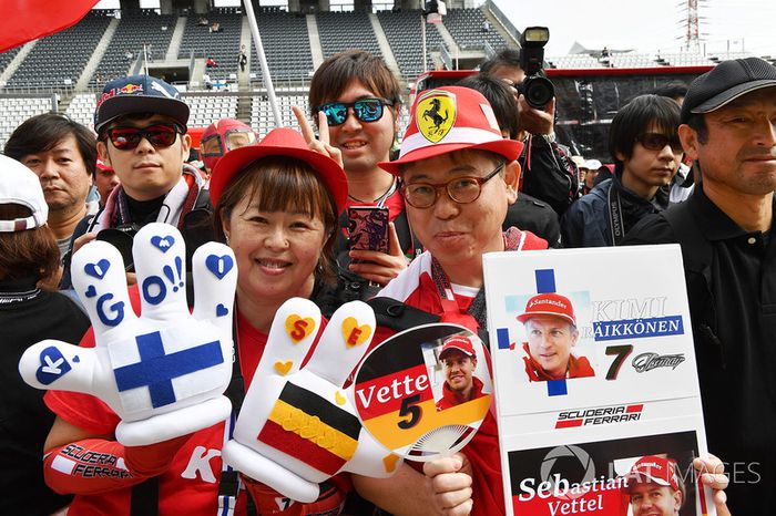 Ferrari fans
