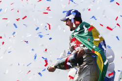 Lucas di Grassi, Audi Sport ABT Schaeffler, festeggia sul podio