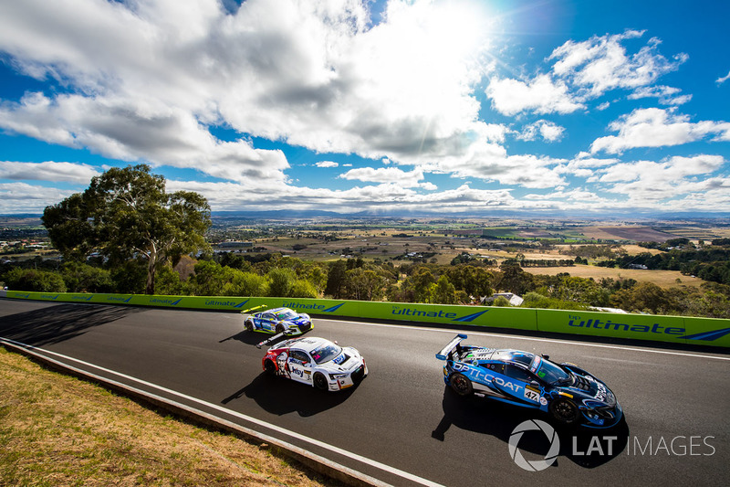 #47 YNA Autosport McLaren 650S GT3: Scott McLaughlin, Fraser Ross, Andrew Watson, Alexander West