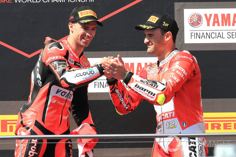 Podium: race winner Marco Melandri, Aruba.it Racing-Ducati SBK Team, third place Xavi Fores, Barni R