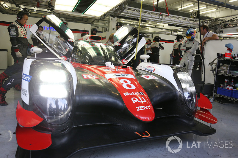 #8 Toyota Gazoo Racing Toyota TS050-Hybrid: Fernando Alonso