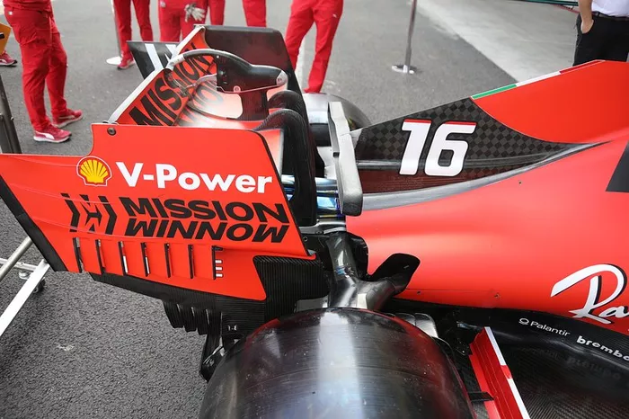 Alerón trasero del Ferrari SF90