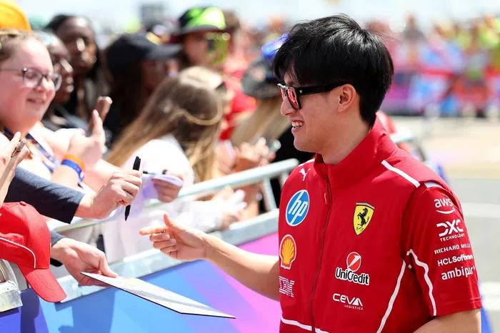 Zhou Guanyu,  Ferrari