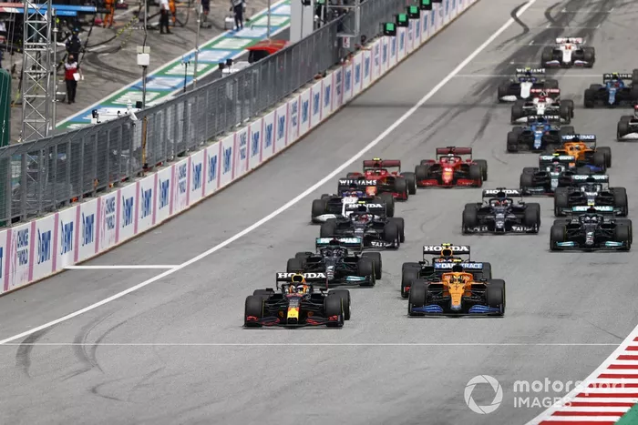 Max Verstappen, Red Bull Racing RB16B, Lando Norris, McLaren MCL35M, Sergio Perez, Red Bull Racing RB16B, Lewis Hamilton, Mercedes W12, Valtteri Bottas, Mercedes W12, Pierre Gasly, AlphaTauri AT02