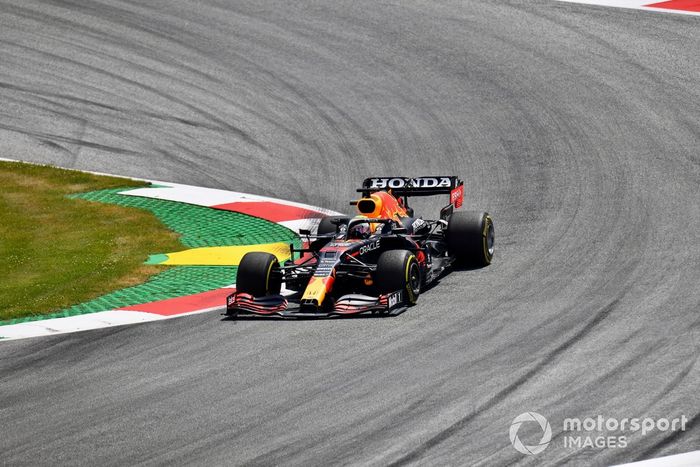 Max Verstappen, Red Bull Racing RB16B