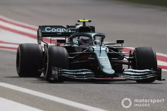 Sebastian Vettel, Aston Martin AMR21 