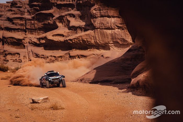 #300 X-Raid Mini JCW Team: Carlos Sainz, Lucas Cruz